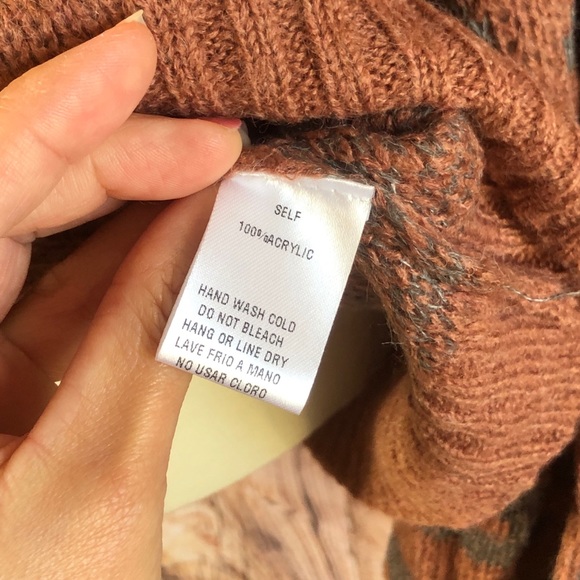 New Easel Leopard Pattern Pullover Knitted Sweater - Picture 7 of 7